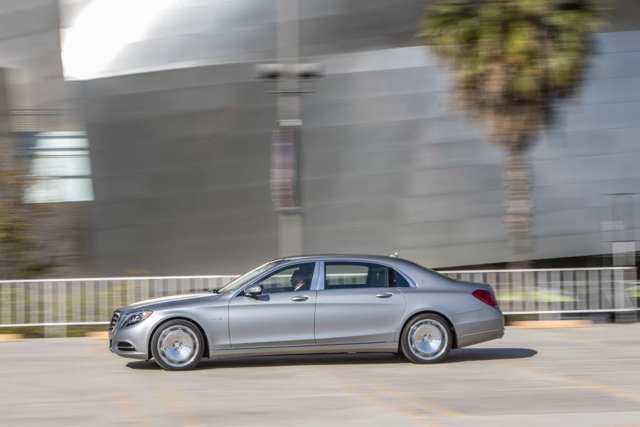  Mercedes-Maybach S600 2015 года  (NA) (фото 26 из 53)